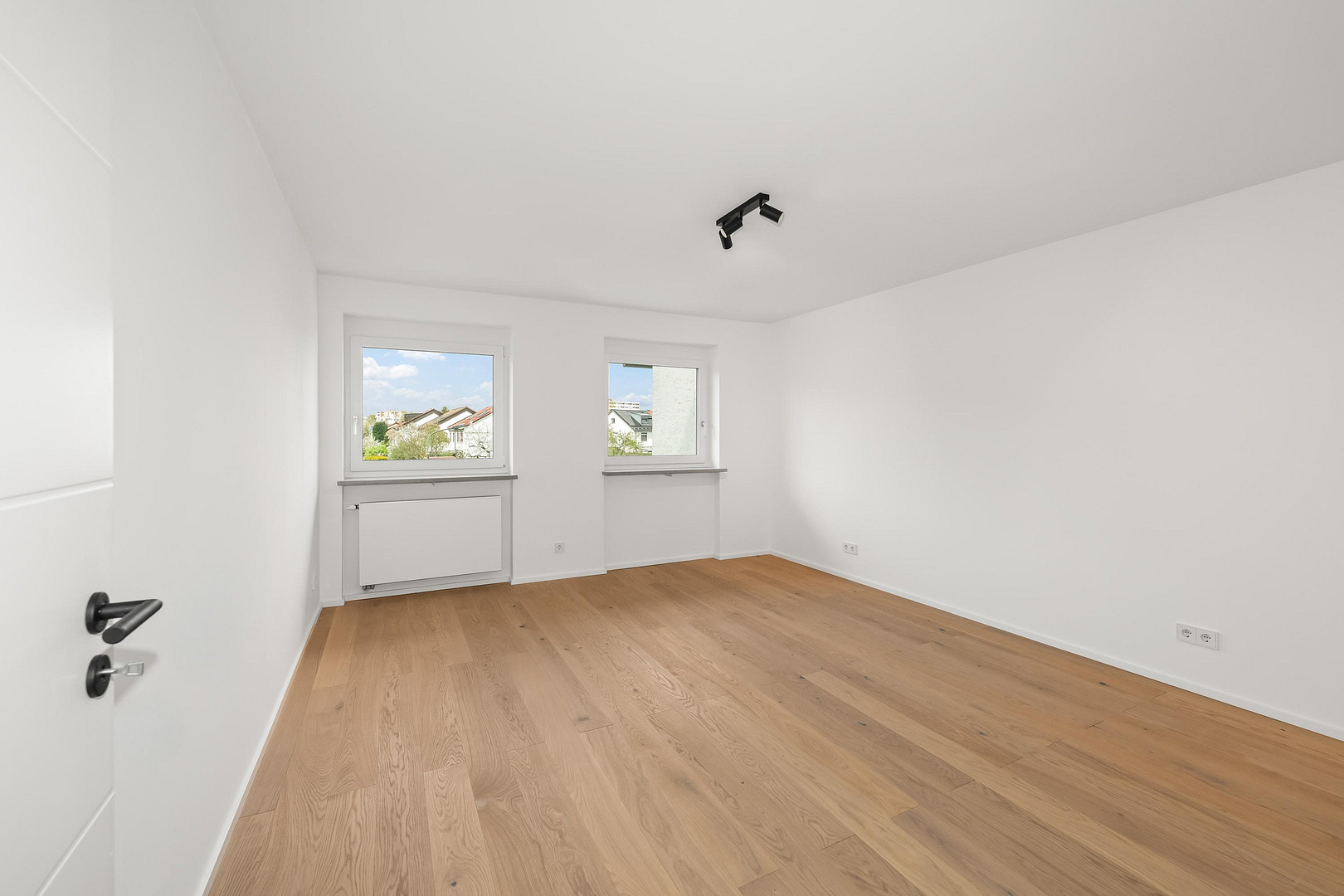 Exklusiv modernisierte 4-Zimmer-Wohnung mit Balkon in ruhiger Wohnlage – Erstbezug – Delpstr., 90473 Nürnberg(Langwasser) – Vorschaubild 6