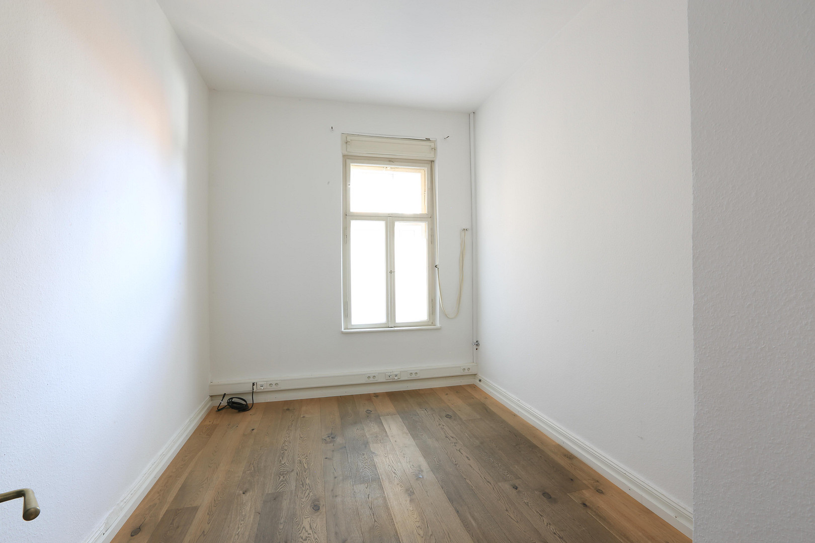 Exklusive Altbau-Etagenwohnung in historischer Stadtvilla im Zentrum vom Augsburg – Augsburg(Innenstadt) – Vorschaubild 17