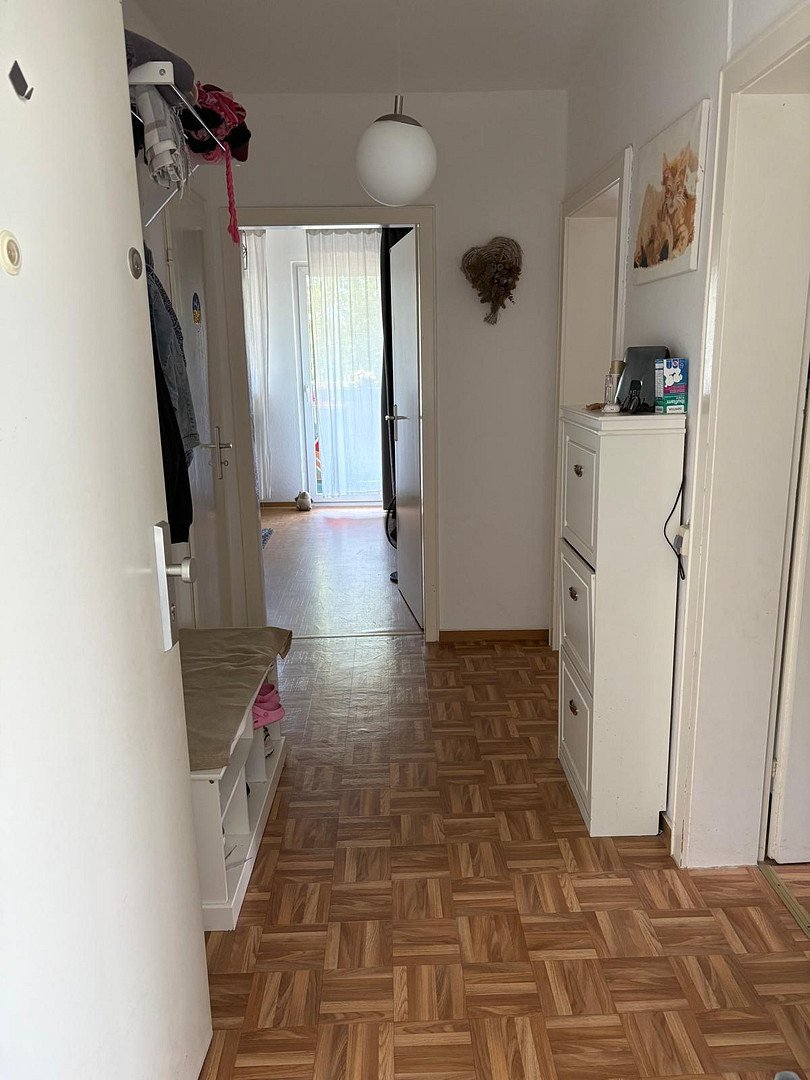 Geräumige 2 Zimmer Wohnung mit Balkon in Bensheim – Bensheim – Vorschaubild 3