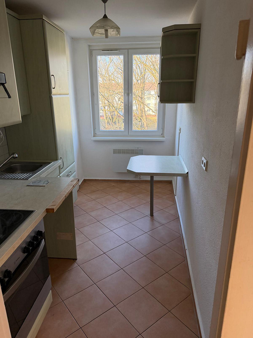 Helle unvermietete 2-Zimmer Eigentumswohnung mit Südbalkon, Privatverkauf – Köttgenstraße 6, 13629 Berliner(Siemensstadt) – Vorschaubild 5