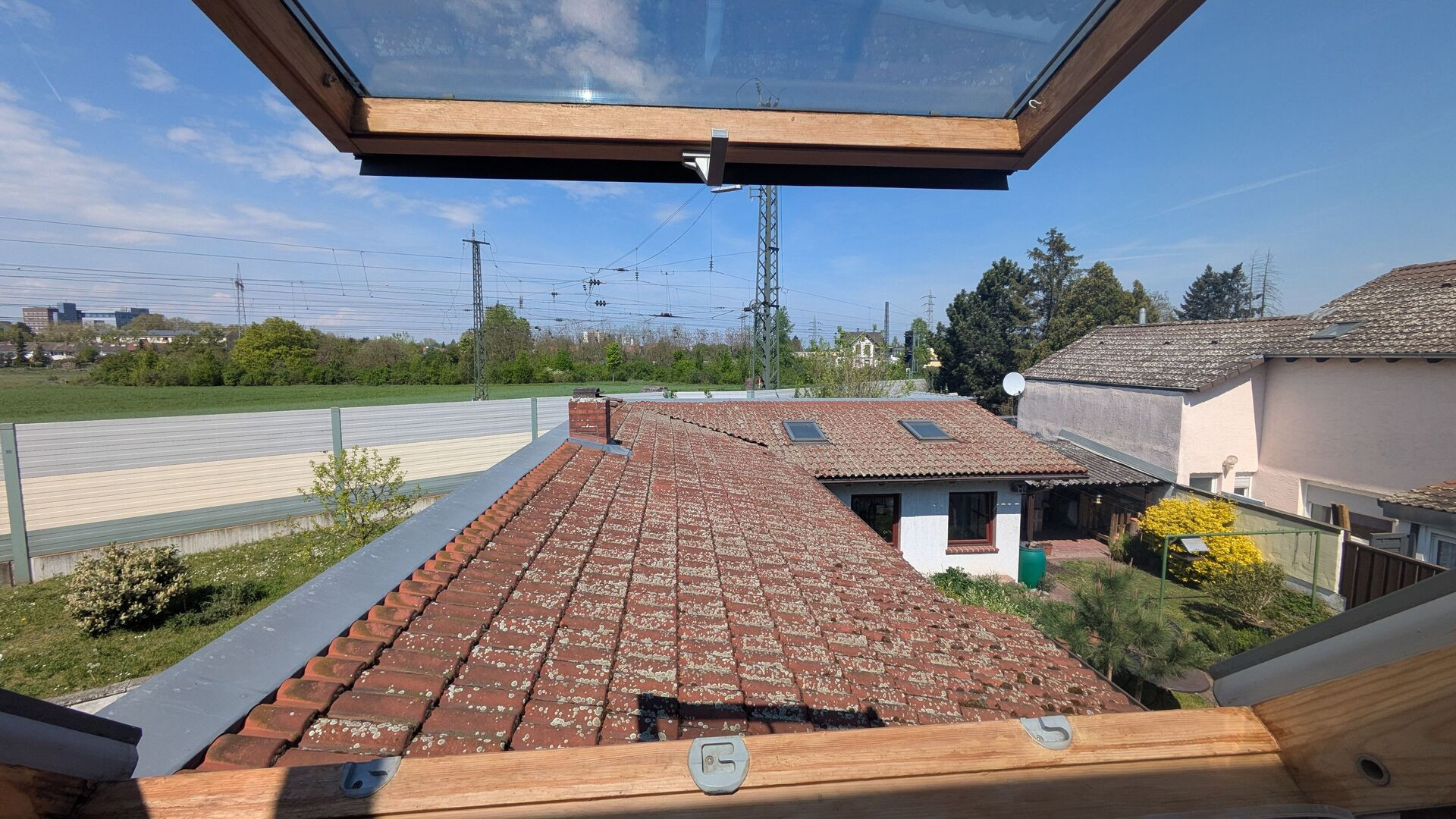 Gepflegtes Zweifamilienhaus mit großem Garten, Garagen und vielfältigen Nutzungsmöglichkeiten – 67065 Ludwigshafen am Rhein(Mundenheim) – Vorschaubild 23