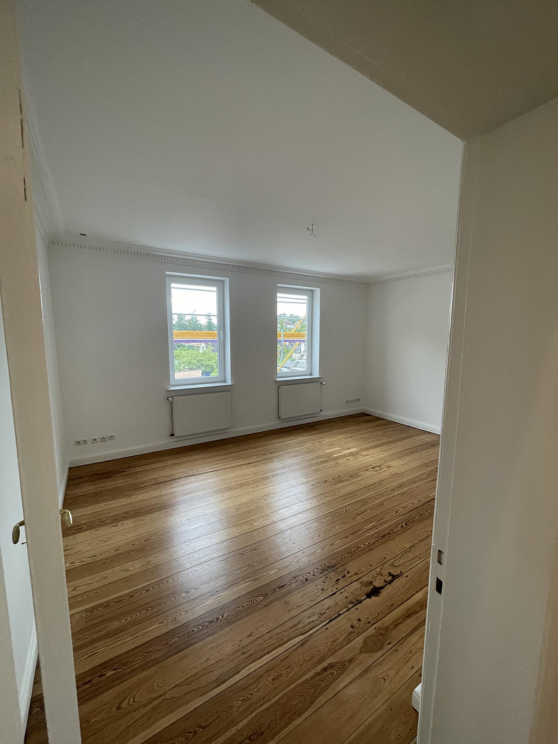 schöne 4 Zimmer Altbau-Wohnung mit Blick über die Förde – Prieser Strand 14, 24159 Kiel-Friedrichsort(Friedrichsort) – Vorschaubild 14