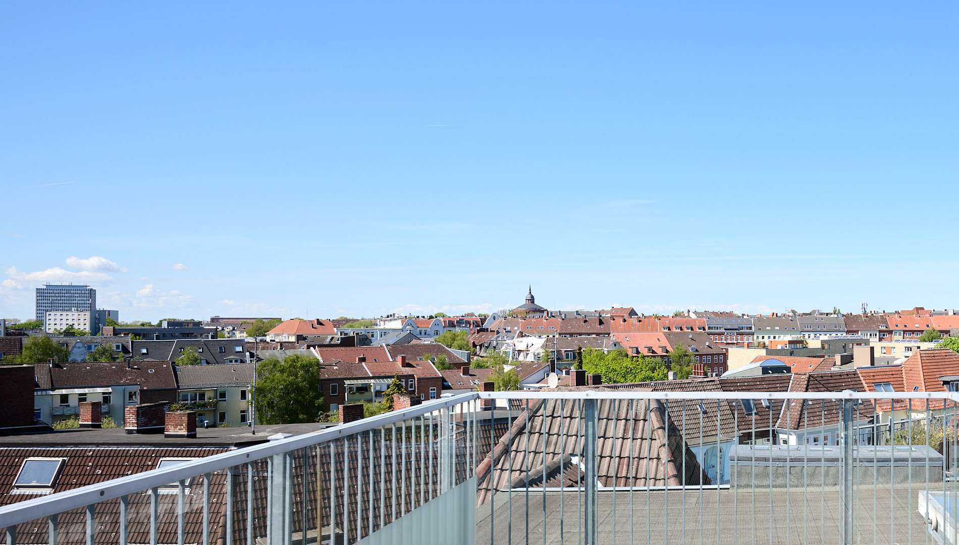 Altbau-Dachgeschosswohnung mit privater Dachterrasse am Adolfplatz — 127m², provisionsfrei – Adolfplatz 14, 24105 Kiel(Blücherplatz) – Vorschaubild 16