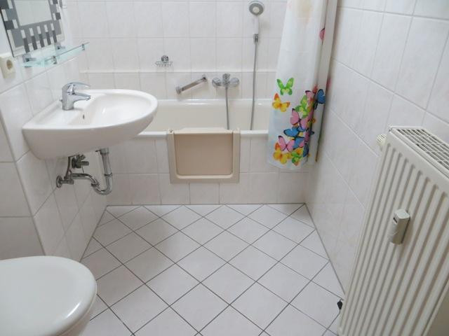 Zentrale, lichtdurchflutete Wohnung im Betreuten Wohnen (seniorengerecht) – Hauptstr. 109, 69214 Eppelheim – Vorschaubild 6