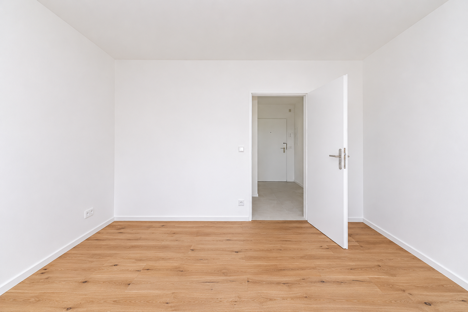 Erstbezug nach Sanierung: Lichtdurchflutete 2-Zimmer-Wohnung mit Balkon in Germering – Wittelsbacherstraße 38, 82110 Germering(Neugermering) – Vorschaubild 6