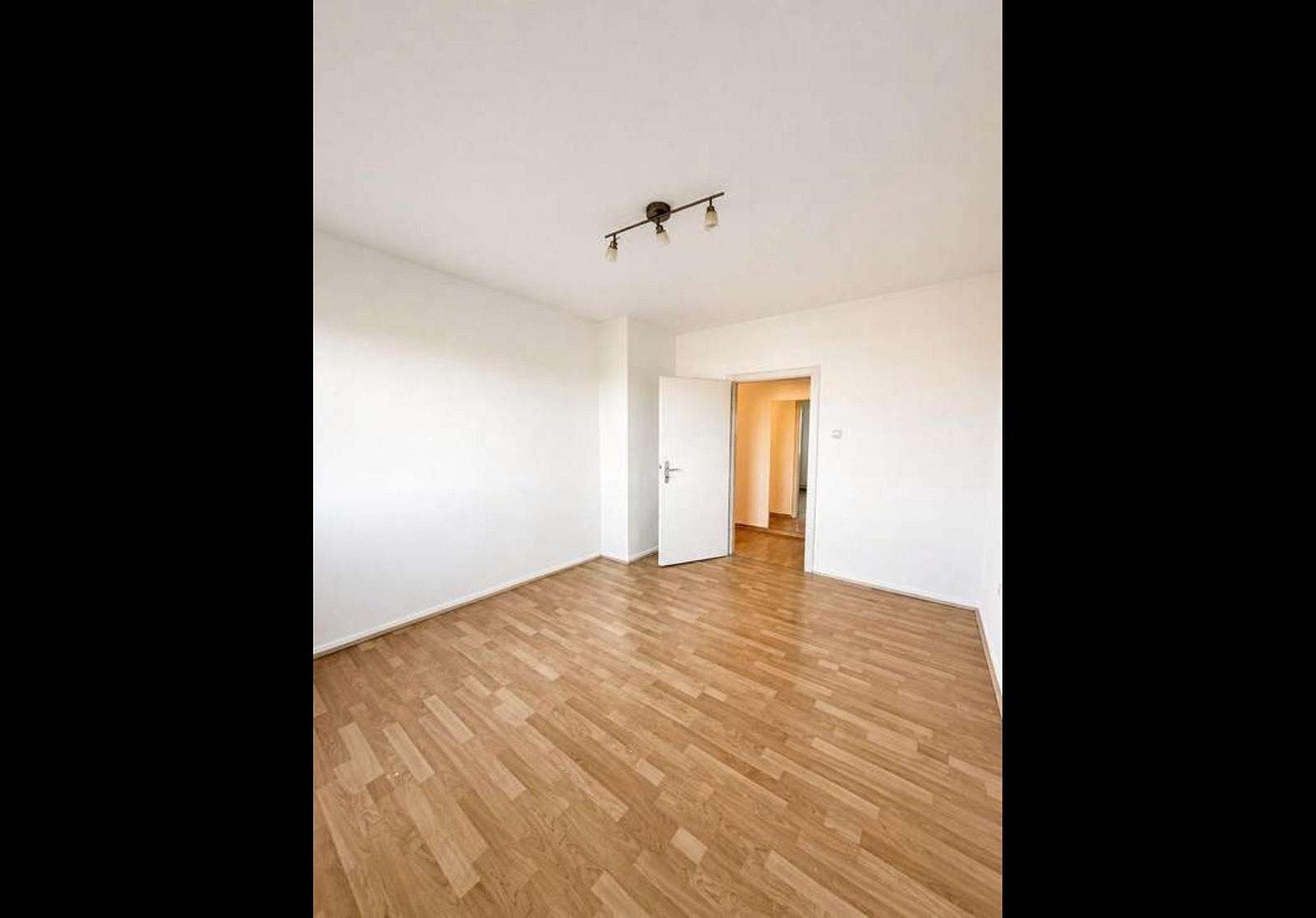 Attraktive, helle Maisonette-Wohnung mit Terrasse und Weitblick – Yorckstr, 40476 Düsseldorf(Derendorf) – Vorschaubild 3