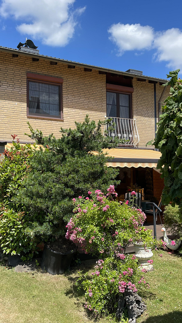 PROVISIONSFREI! Außergewöhnlich gepflegtes Reihenhaus,schöne Sonnenterrasse,Garten,Garage – 51377 Leverkusen(Steinbüchel) – Vorschaubild 2