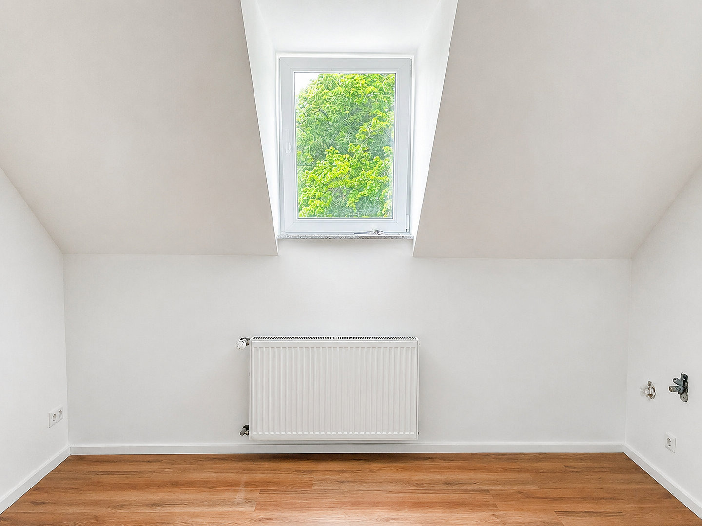 Großzügig sanierte 2 Zimmer Wohnung mit großer Wohnküche und Gartenblick – Bebelstraße 228, 46049 Oberhausen(Alstaden) – Vorschaubild 4