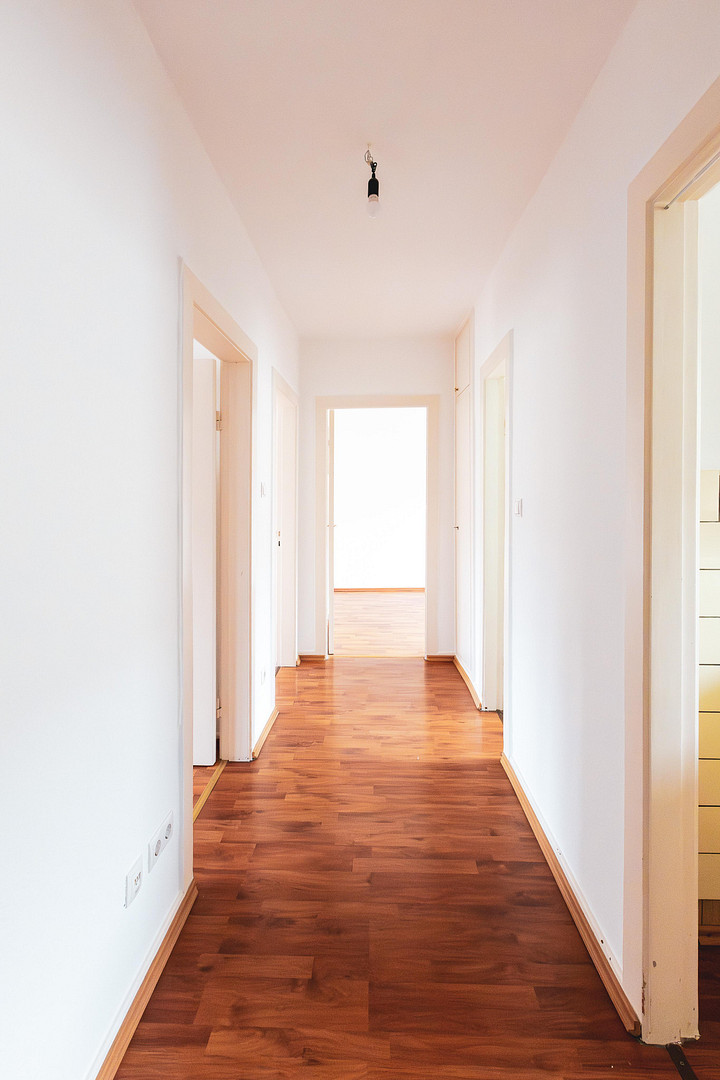 Provisionsfrei: Lichtdurchflutete 3-Zi-Endetage mit großem Südwest-Balkon | Eppendorf/Hoheluft-Ost – Neumünstersche Straße 23, 20251 Hamburg(Hoheluft-Ost) – Vorschaubild 2