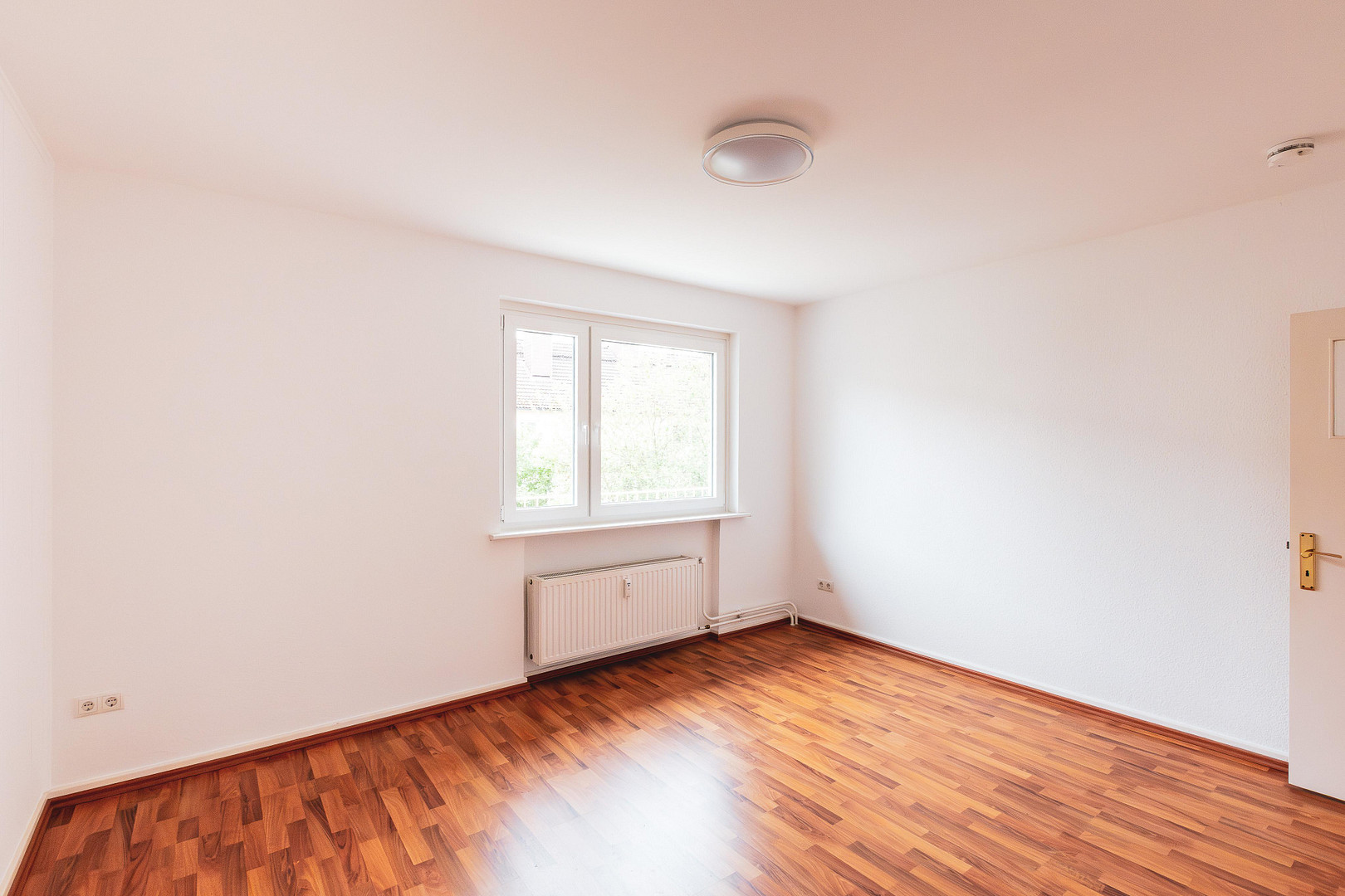 Provisionsfrei: Lichtdurchflutete 3-Zi-Endetage mit großem Südwest-Balkon | Eppendorf/Hoheluft-Ost – Neumünstersche Straße 23, 20251 Hamburg(Hoheluft-Ost) – Vorschaubild 4
