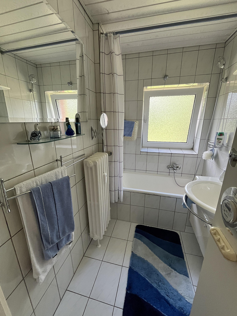 Helle & freundliche 2,5 Zimmerwohnung mit EBK und Balkon zum 01.09.2026 zu vermieten. – Masurenring 73, 24149 Kiel(Neumühlen-Dietrichsdorf) – Vorschaubild 8