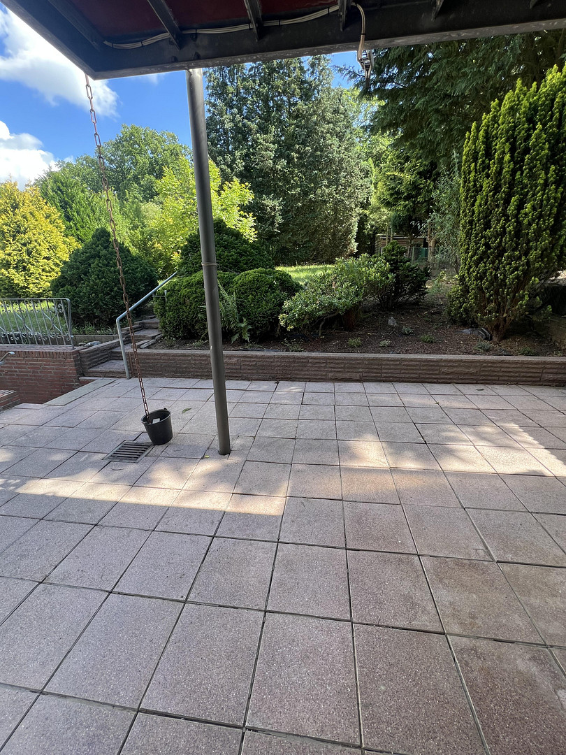3-Zimmer-Terrassenwohnung mit großem Garten in begehrter Lage am Stadtwald Wolfsburg – Hirschberger Str. 6, 38440 Wolfsburg – Vorschaubild 2