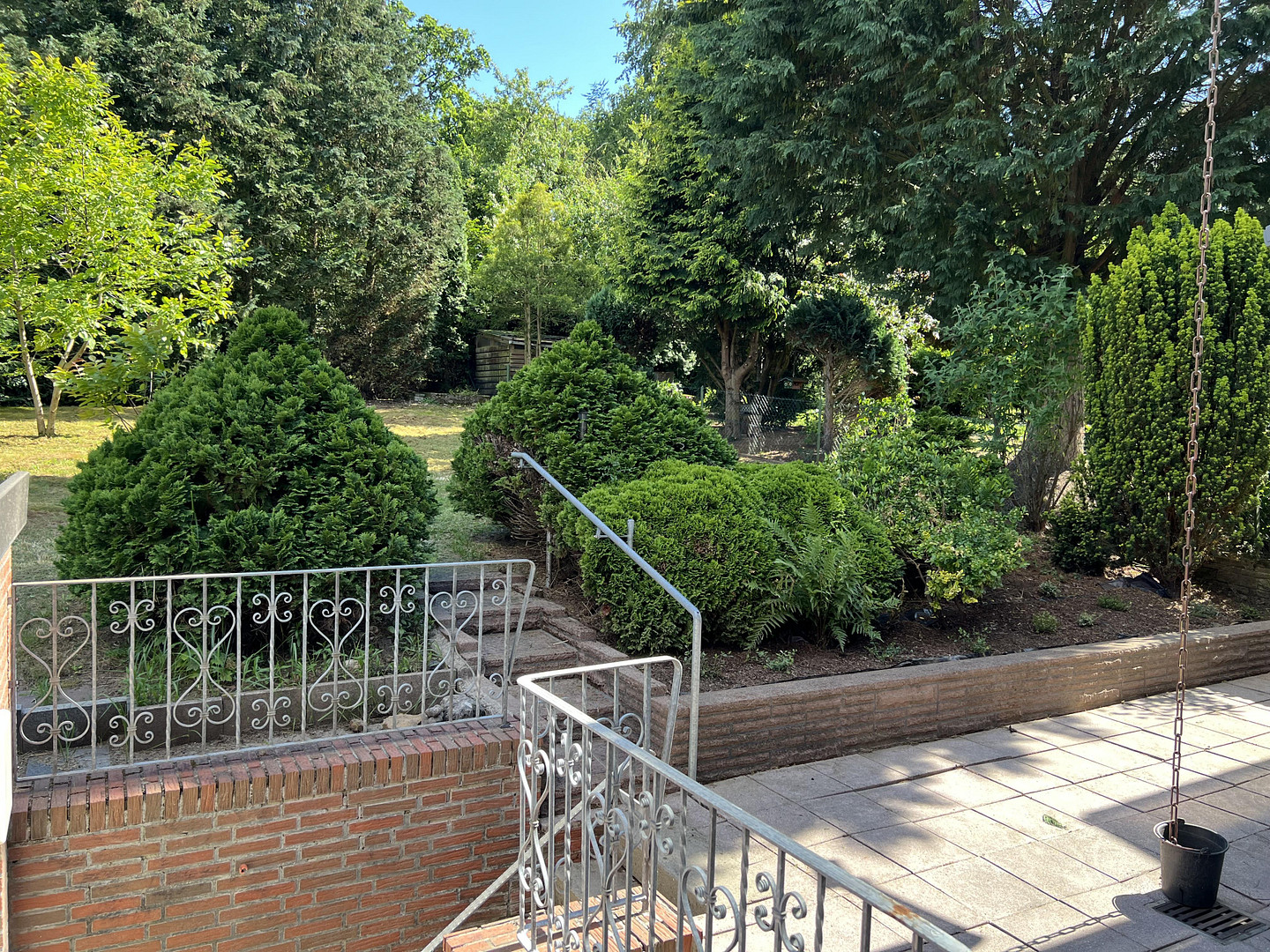 3-Zimmer-Terrassenwohnung mit großem Garten in begehrter Lage am Stadtwald Wolfsburg – Hirschberger Str. 6, 38440 Wolfsburg – Vorschaubild 3