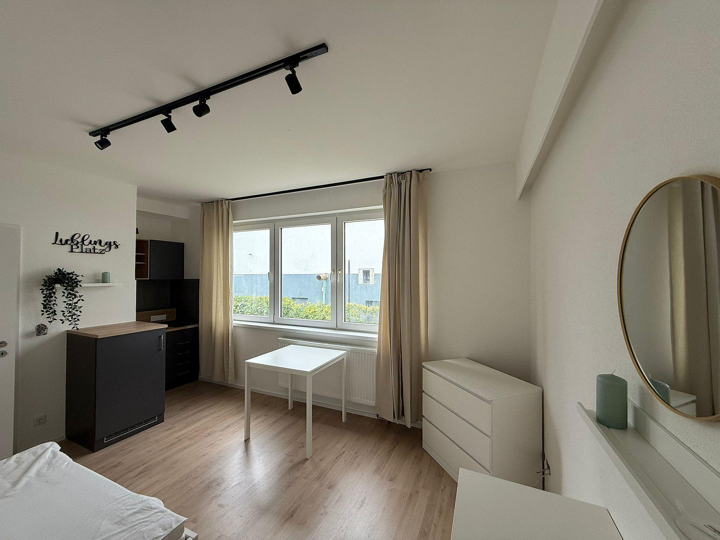 gemütliches Apartment, frisch renoviert und möbliert