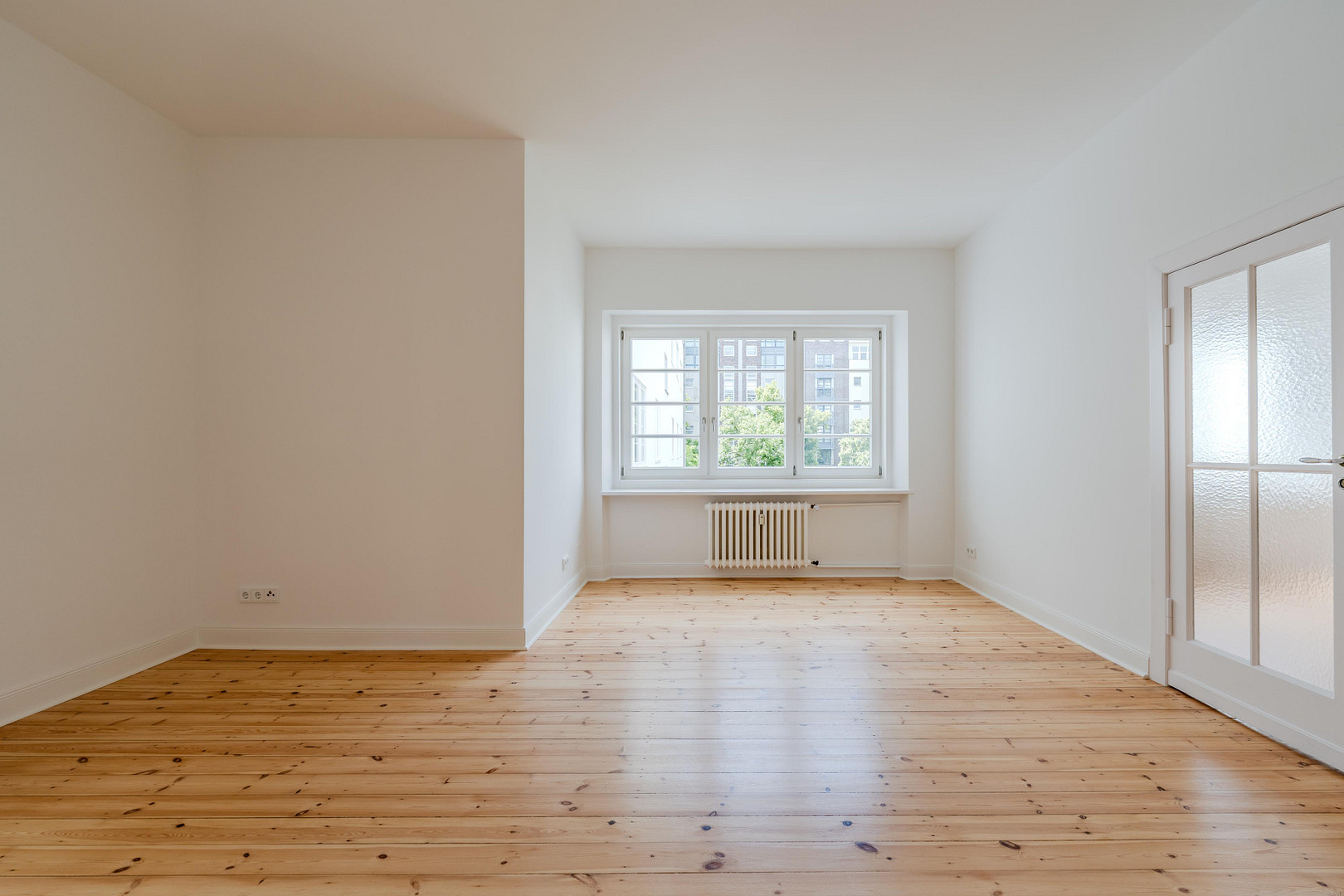 Repräsentativer Altbau in Bestlage: Frisch sanierte 4-Zimmer-Wohnung – bezugsfertig & provisionsfrei – Düsseldorfer Str. 34, 10707 Berlin(Wilmersdorf) – Vorschaubild 30