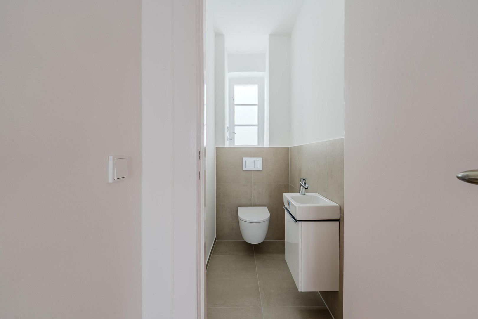 Repräsentativer Altbau in Bestlage: Frisch sanierte 4-Zimmer-Wohnung – bezugsfertig & provisionsfrei – Düsseldorfer Str. 34, 10707 Berlin(Wilmersdorf) – Vorschaubild 3