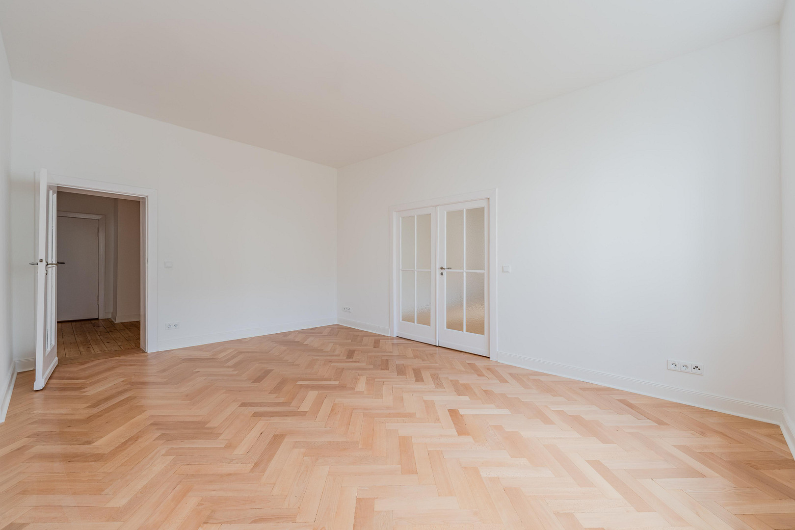 Repräsentativer Altbau in Bestlage: Frisch sanierte 4-Zimmer-Wohnung – bezugsfertig & provisionsfrei – Düsseldorfer Str. 34, 10707 Berlin(Wilmersdorf) – Vorschaubild 41