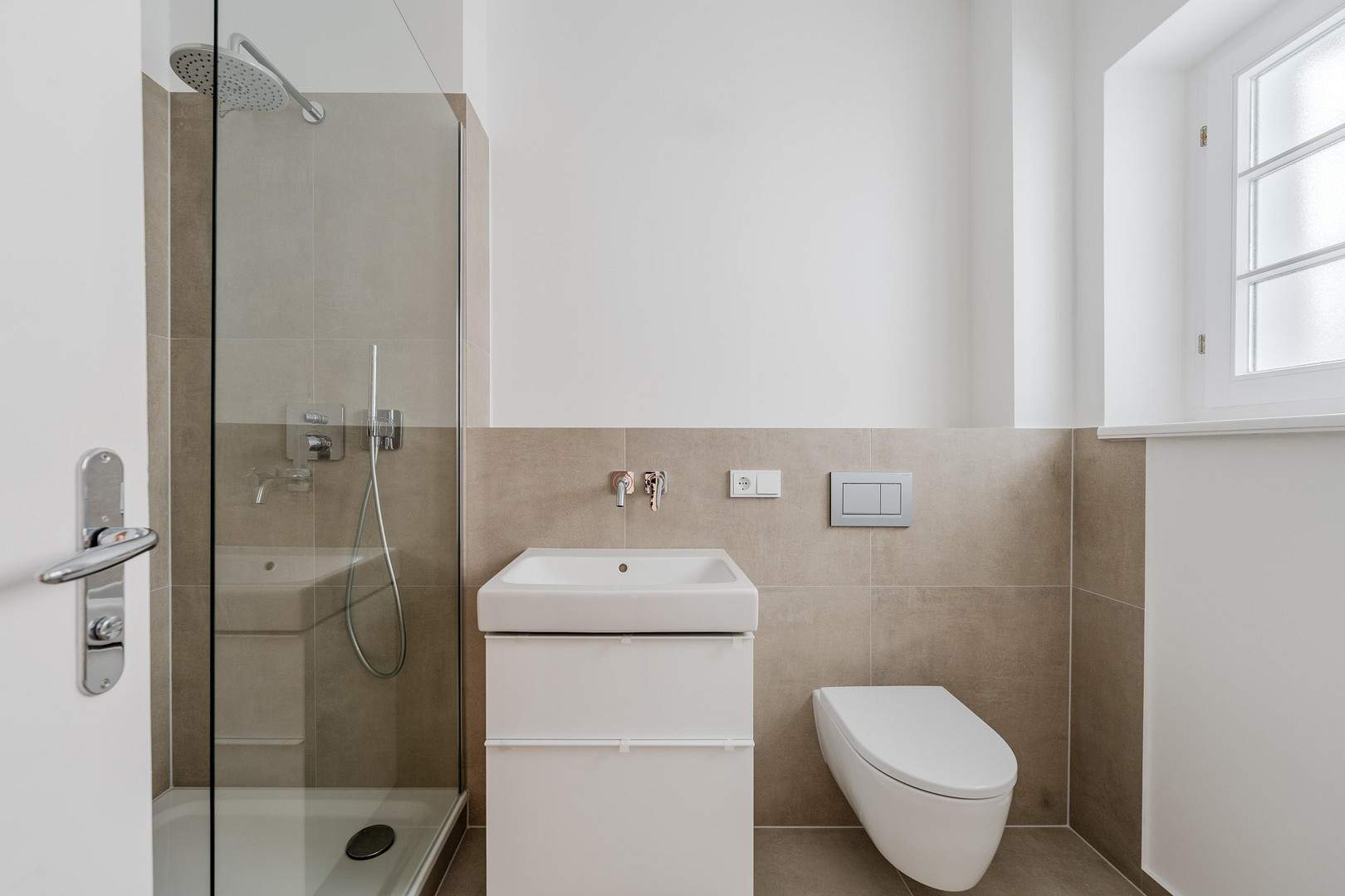 Repräsentativer Altbau in Bestlage: Frisch sanierte 4-Zimmer-Wohnung – bezugsfertig & provisionsfrei – Düsseldorfer Str. 34, 10707 Berlin(Wilmersdorf) – Vorschaubild 6
