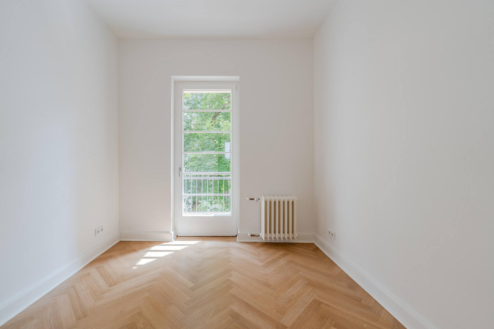 Repräsentativer Altbau in Bestlage: Frisch sanierte 4-Zimmer-Wohnung – bezugsfertig & provisionsfrei – Düsseldorfer Str. 34, 10707 Berlin(Wilmersdorf) – Vorschaubild 16