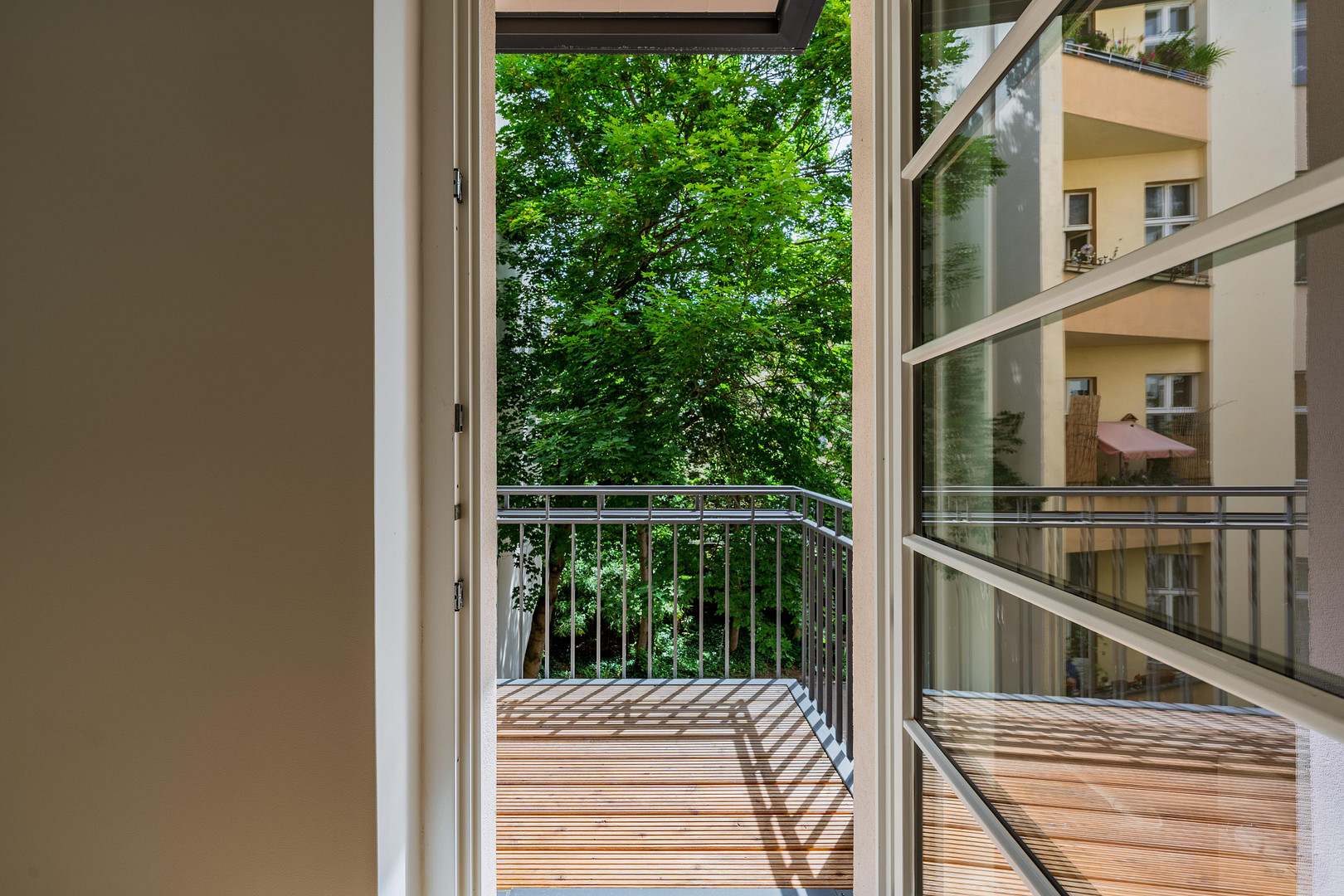 Repräsentativer Altbau in Bestlage: Frisch sanierte 4-Zimmer-Wohnung – bezugsfertig & provisionsfrei – Düsseldorfer Str. 34, 10707 Berlin(Wilmersdorf) – Vorschaubild 18