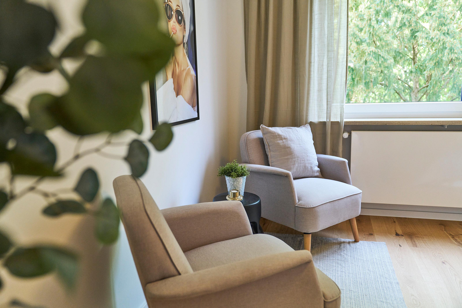 Erstbezug nach Sanierung: Helle 3-Zi.-Wohnung mit Südbalkon & grünem Innenhof in Top-Lage – München(Sendling-Westpark) – Vorschaubild 3