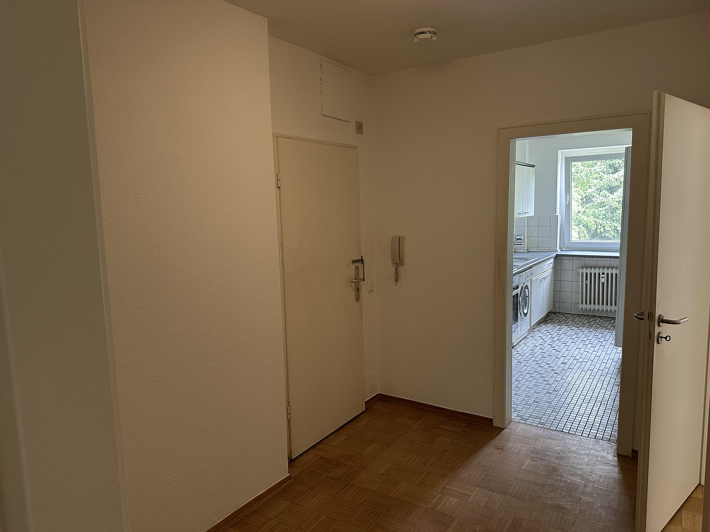 Helle 2,5 Zimmer Wohnung mit großem Balkon in Stadtpark-Nähe – Fuhlsbüttler Straße 574, 22337 Hamburg(Ohlsdorf) – Vorschaubild 4