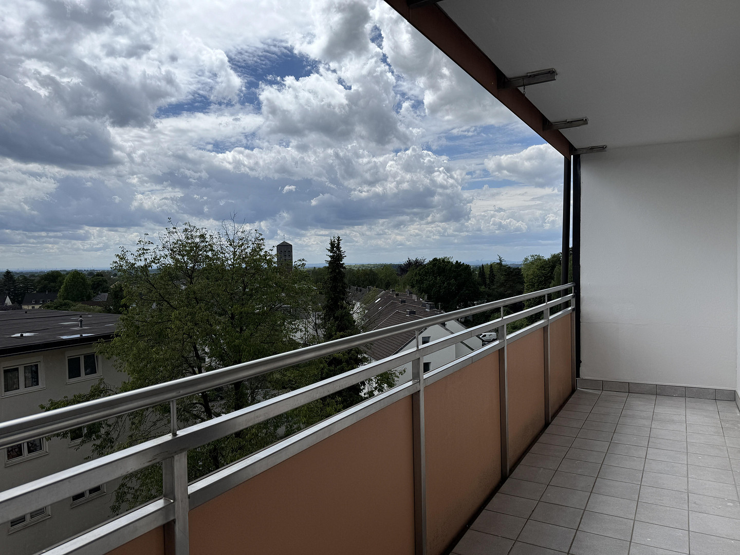Ruhig wohnen mit Aussicht – 2-Zimmer-Wohnung im 6. OG mit Aufzug – Mettmann – Vorschaubild 7