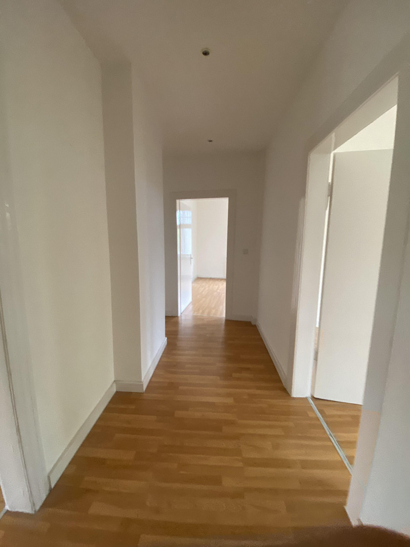 Helle 4 Zimmer Altbauwohnung in Sterkrade – Steinbrinkstraße 105, 46145 Oberhausen(Sterkrade) – Vorschaubild 11