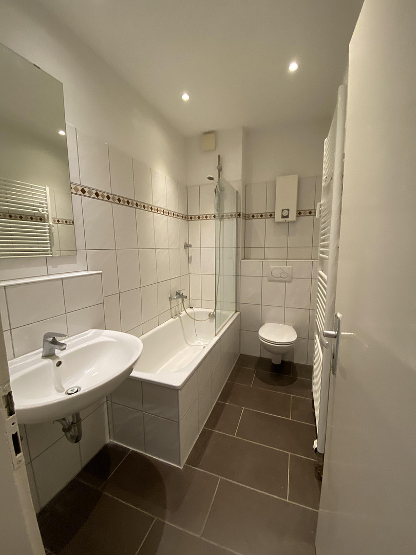 Helle 4 Zimmer Altbauwohnung in Sterkrade – Steinbrinkstraße 105, 46145 Oberhausen(Sterkrade) – Vorschaubild 8