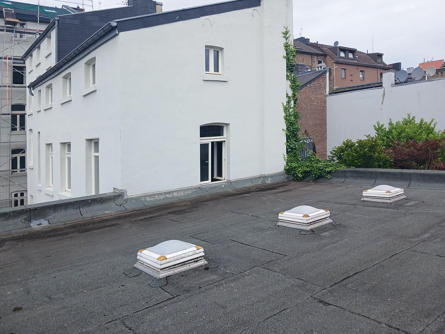 Wohnen wie im eigenen Haus – großzügige 5-Zimmer-Wohnung im kernsanierten Denkmal – Viktoriastraße 35, 52066 Aachen – Vorschaubild 15