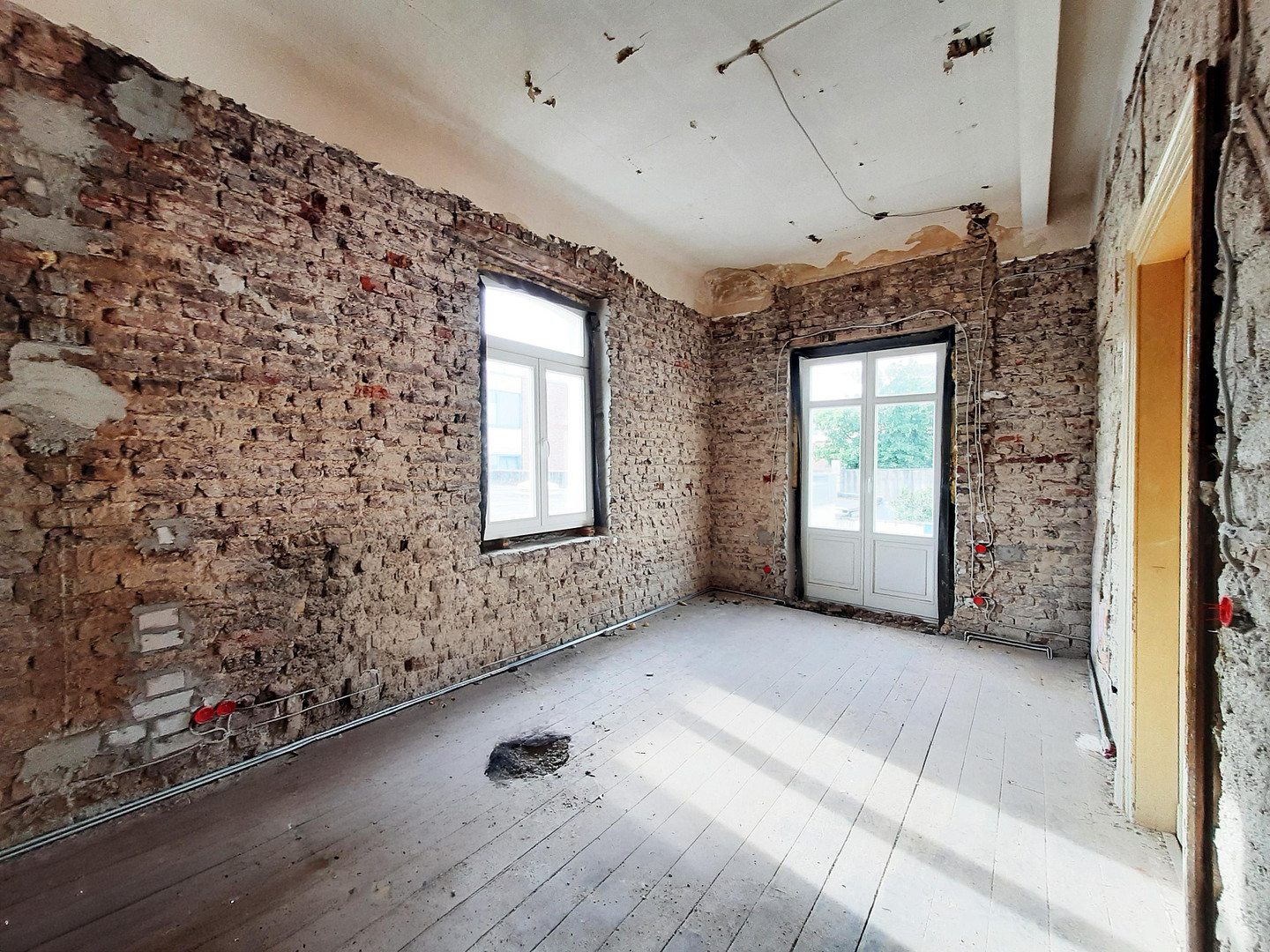 Wohnen wie im eigenen Haus – großzügige 5-Zimmer-Wohnung im kernsanierten Denkmal – Viktoriastraße 35, 52066 Aachen – Vorschaubild 6