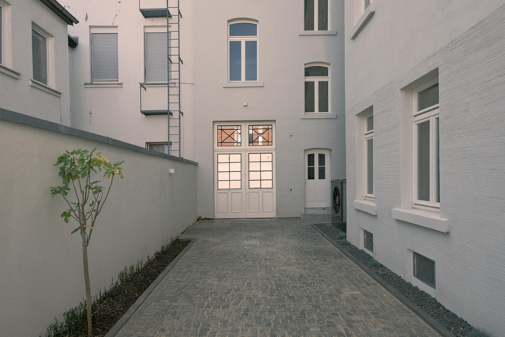 Wohnen wie im eigenen Haus – großzügige 5-Zimmer-Wohnung im kernsanierten Denkmal – Viktoriastraße 35, 52066 Aachen – Vorschaubild 13