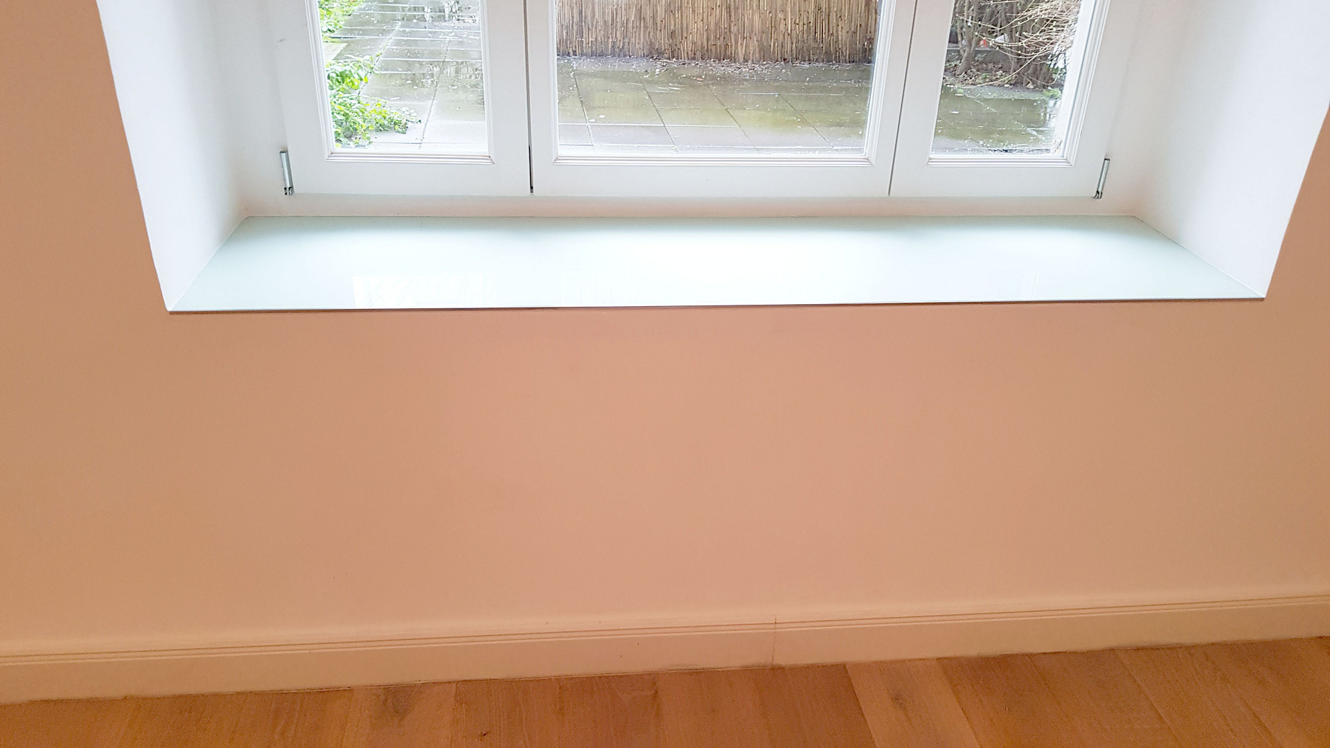 Fensterbänke wie Glastüren