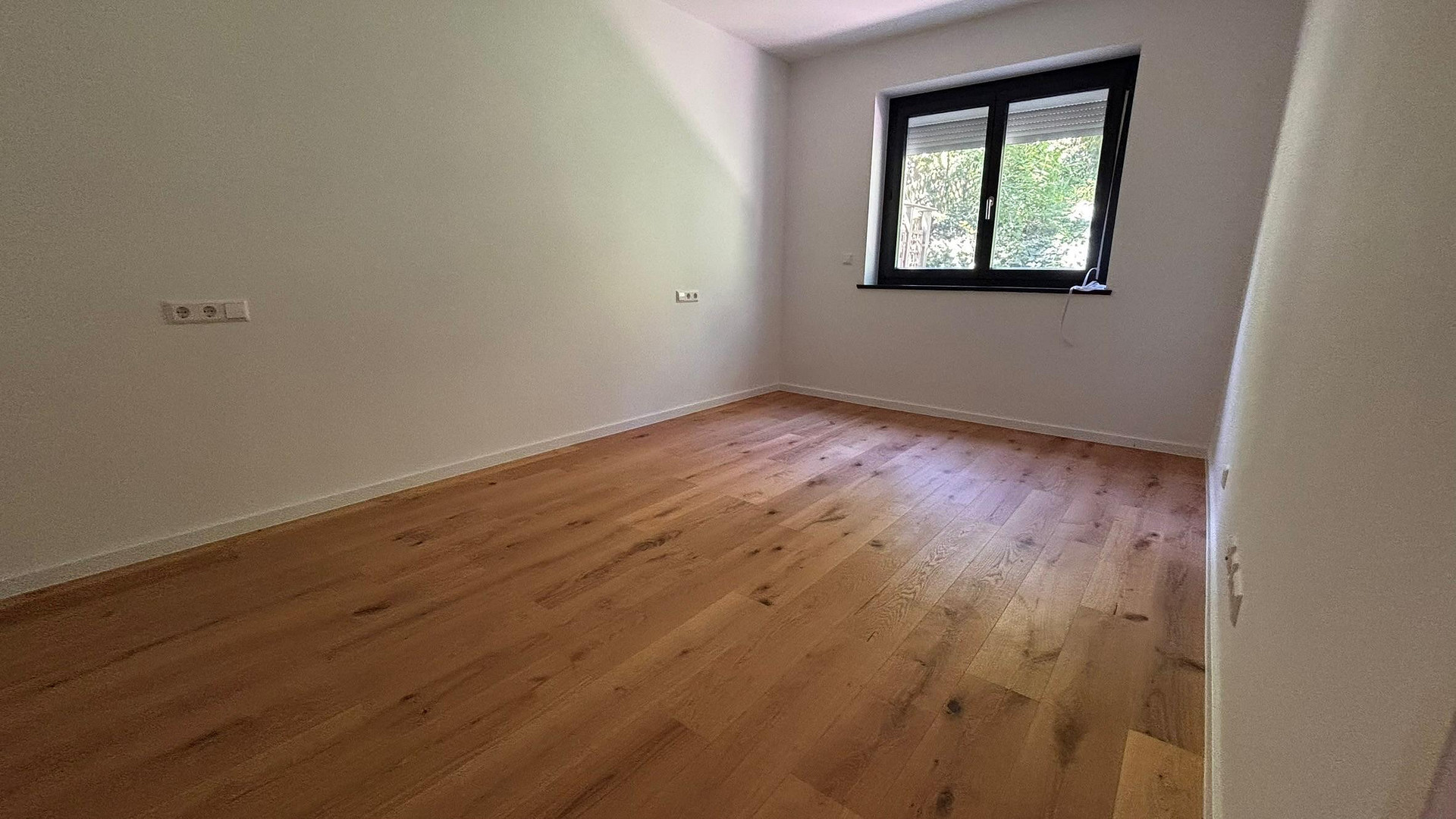 Stilvoll modernisierte Stadt-Oase mit Terrassenzugang, Gartenmitbenutzung und Klimaanlage – Kniebisstraße 10, 70188 Stuttgart(Ost) – Vorschaubild 8