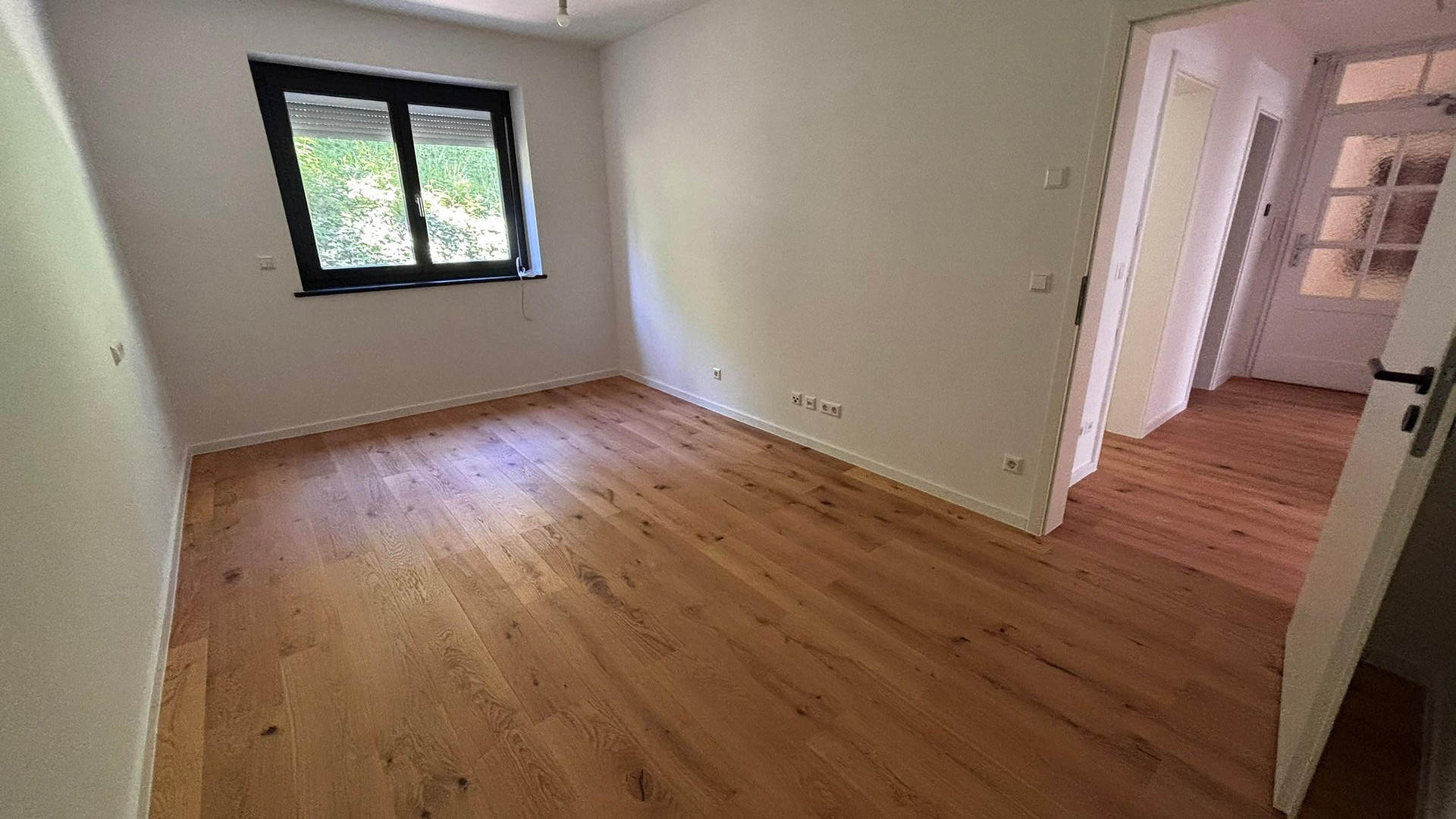 Stilvoll modernisierte Stadt-Oase mit Terrassenzugang, Gartenmitbenutzung und Klimaanlage – Kniebisstraße 10, 70188 Stuttgart(Ost) – Vorschaubild 9