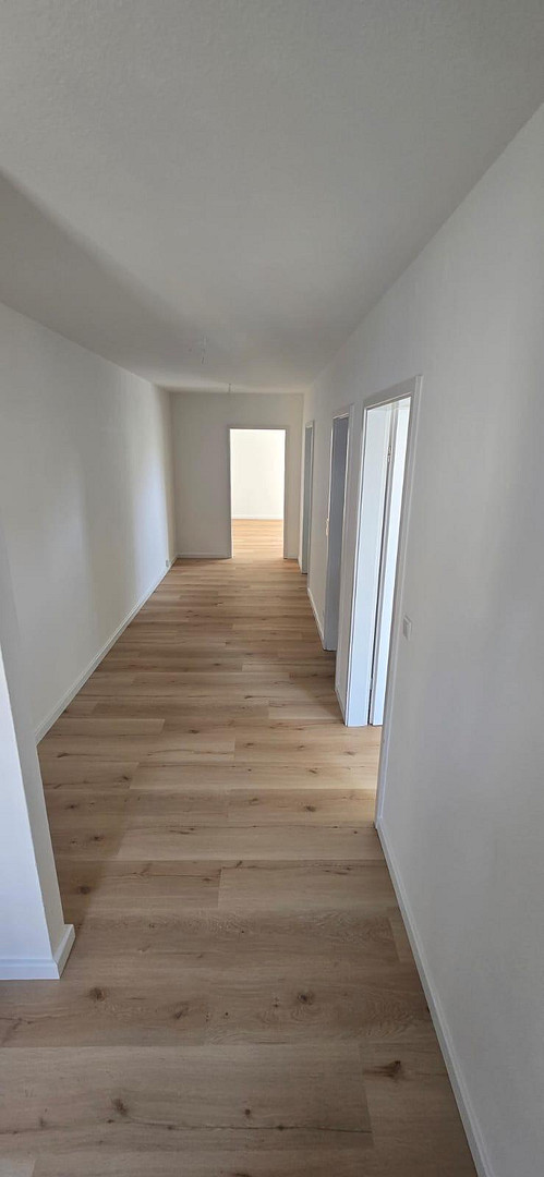 zwei Zimmer Wohnung in Bernau bei Berlin mit Balkon & Tiefgarage frisch renoviert – Am Mahlbusen 1, 16321 Bernau bei Berlin – Vorschaubild 9