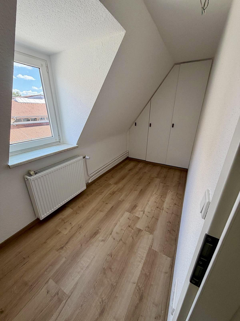 Dachgeschosswohnung in Pleinfeld - Frisch saniert – Ringstraße 24, 91785 Pleinfeld – Vorschaubild 7