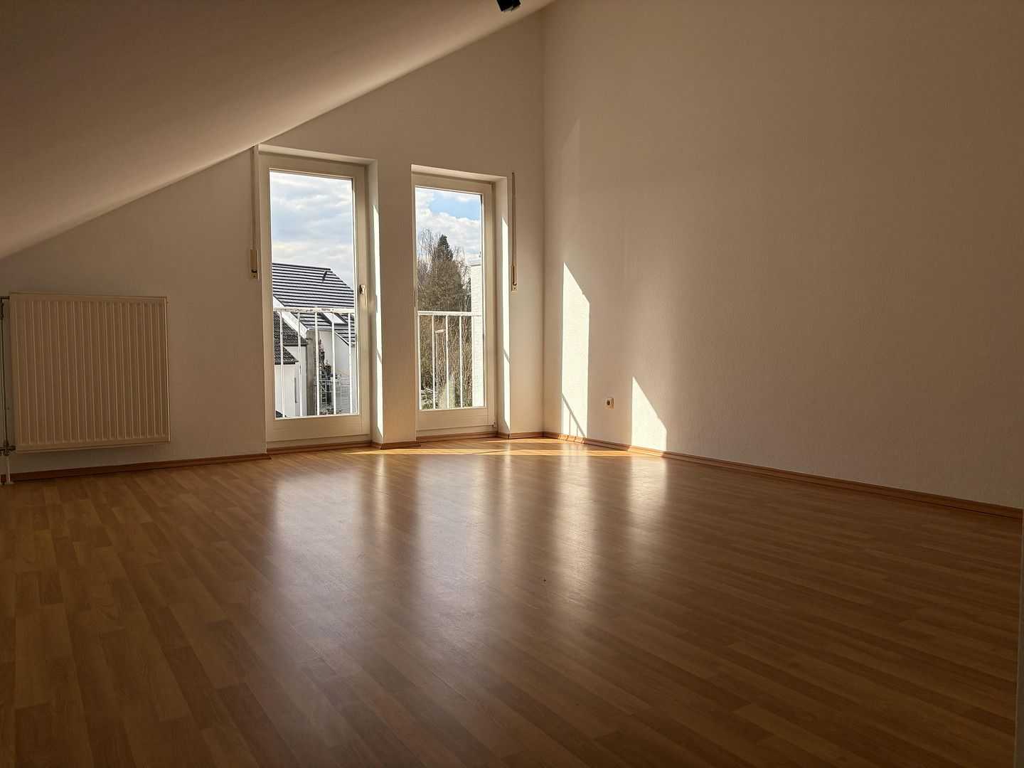Wiesbaden Sonnenberg, Best Location, friendly and bright house, freundliches und helles EFH /RMH – Wiesbaden-Sonnenberg(Wiesbaden) – Vorschaubild 14