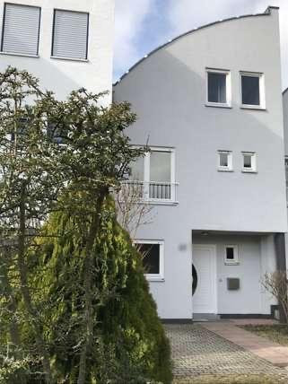 Wiesbaden Sonnenberg, Best Location, friendly and bright house, freundliches und helles EFH /RMH – Wiesbaden-Sonnenberg(Wiesbaden) – Vorschaubild 3