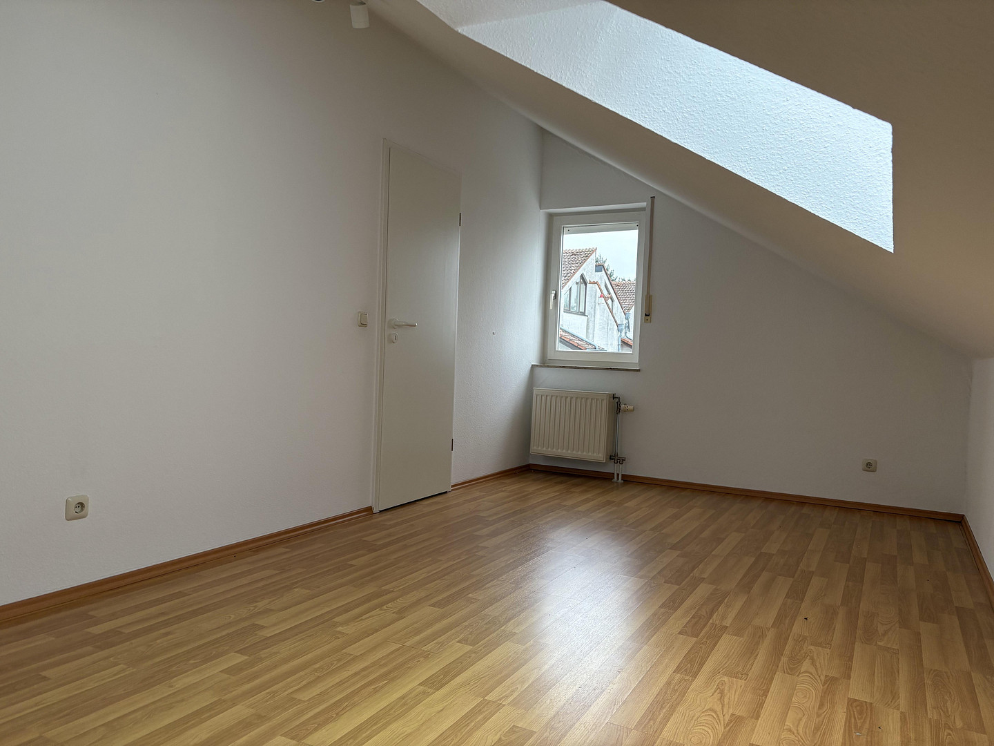 Wiesbaden Sonnenberg, Best Location, friendly and bright house, freundliches und helles EFH /RMH – Wiesbaden-Sonnenberg(Wiesbaden) – Vorschaubild 15