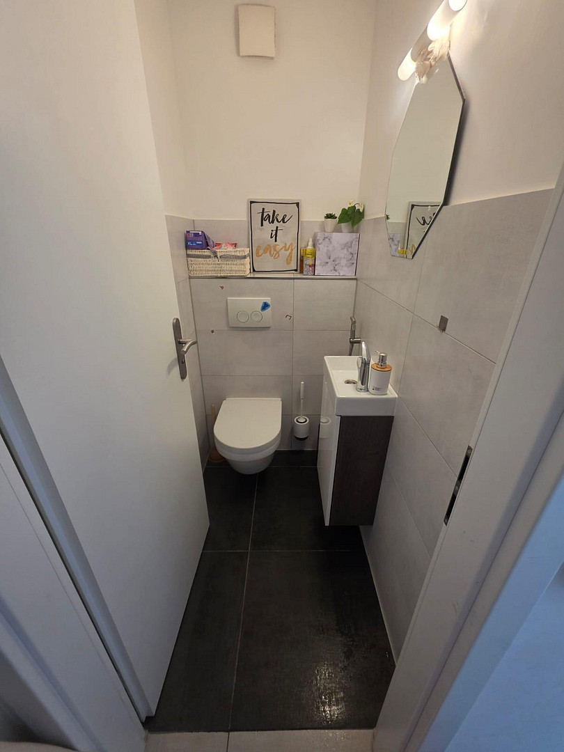 3, 5 Zimmer Eigentumswohnung Fellbach modernisiert mit 2x Balkone – Fellbach – Vorschaubild 13