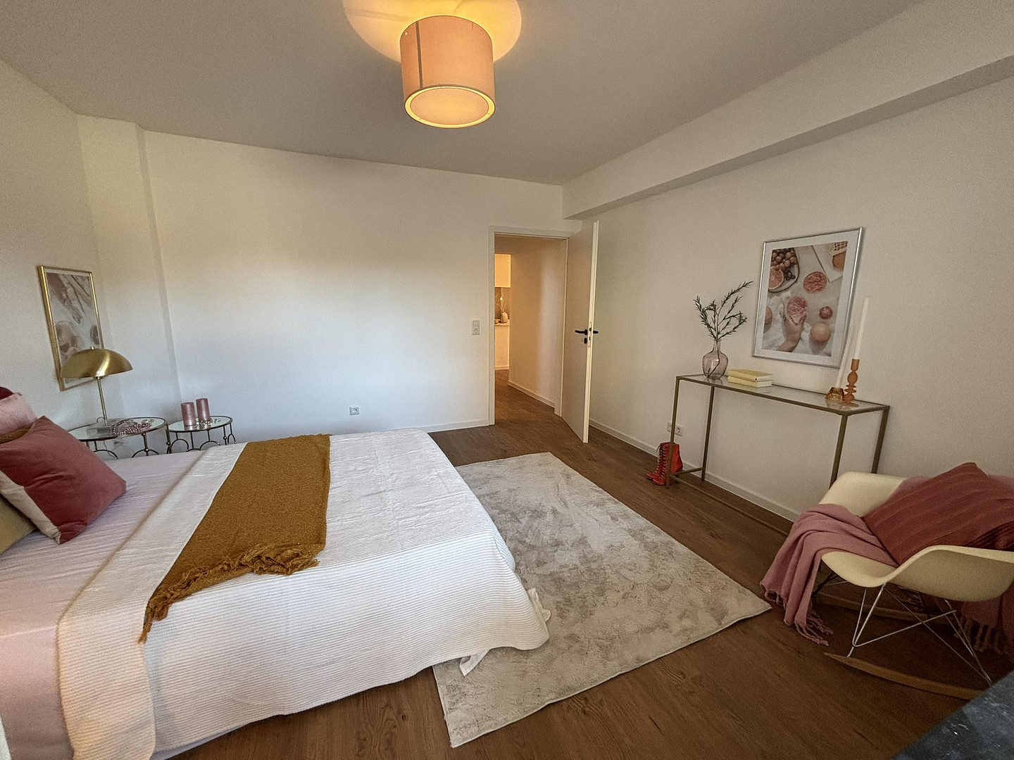 Einziehen und wohlfühlen: Lichtdurchflutete 2-Zimmer-Wohnung mit Südbalkon in Nippes – Köln(Nippes) – Vorschaubild 9