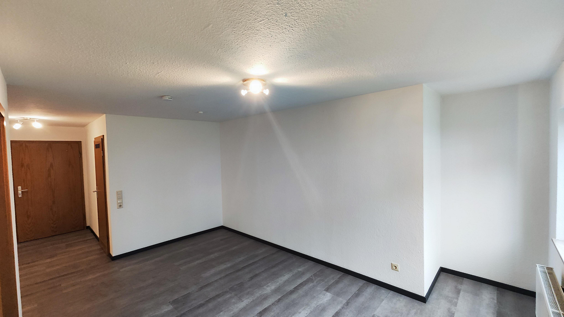 2-Zimmer EG-Wohnung - TOP-Rendite - provisionsfrei – Laichingen – Vorschaubild 3