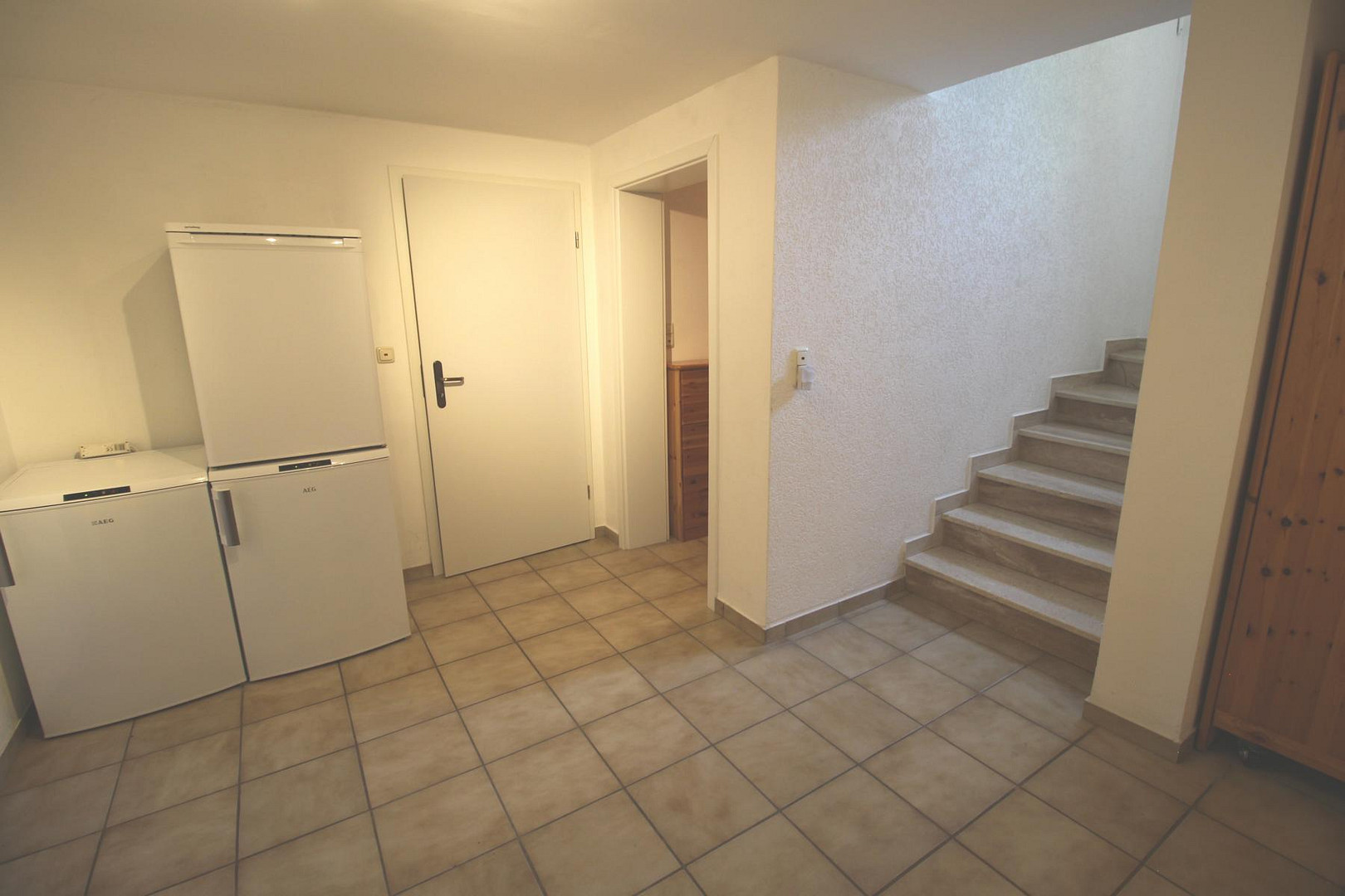Attraktives Einfamilienhaus mit Wärmepumpen, PV-Anlage mit Speicher und traumhaften Garten – Immenhausen(Holzhausen) – Vorschaubild 34