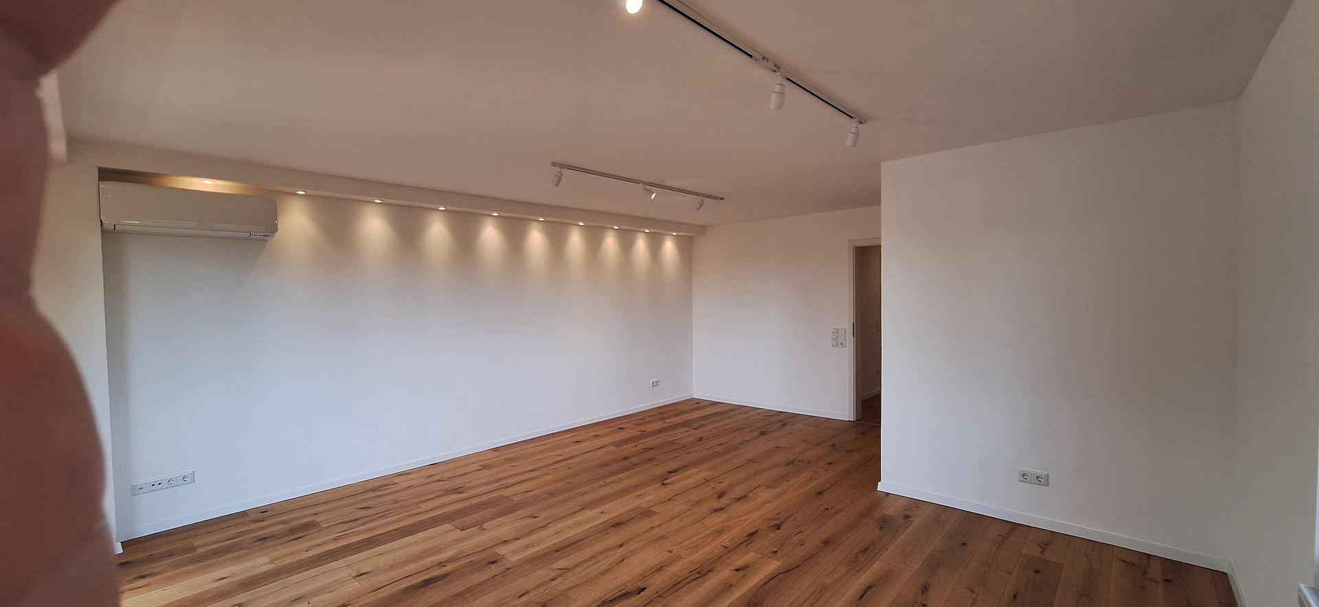 Penthouse‑Feeling, Handschuhsheim – Kernsaniert, Klimatisiert & Weitblick zu den Pfälzer Bergen – 69121 Heidelberg(Handschuhsheim) – Vorschaubild 2