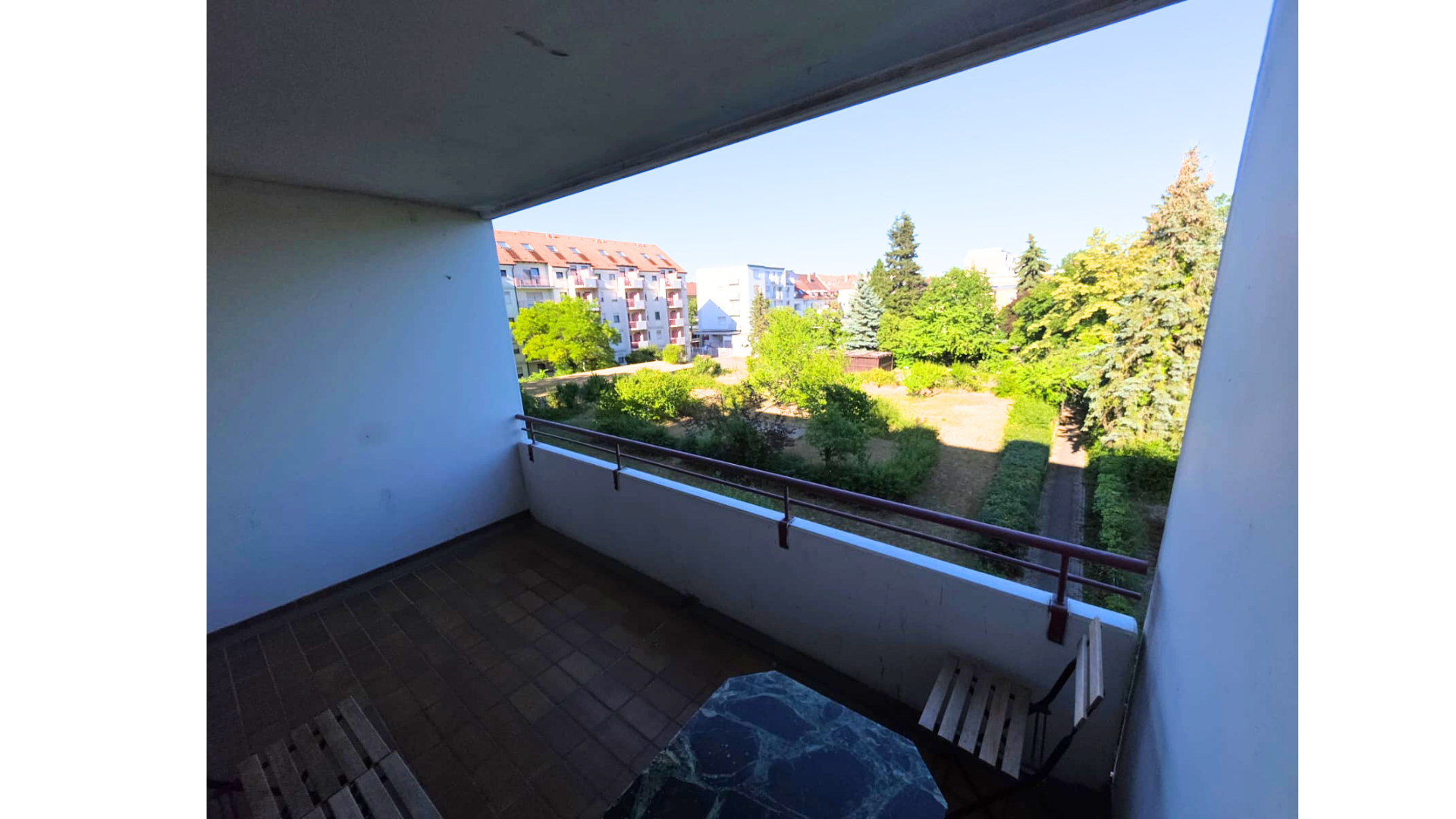 Frei! 2Zi Weststadt-Juwel Effizienz C: Fernwärme, Riesen-Balkon, Stellplatz, Möbliert – Lessingstr. 37b, 76135 Karlsruhe(Weststadt) – Vorschaubild 17