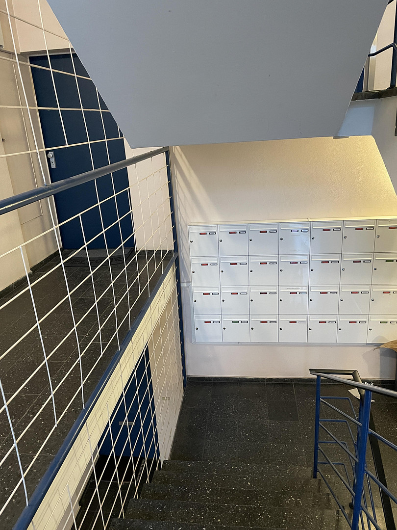 Top-Lage & Weitblick am Fennsee: Helle, bezugsfreie 2-Zimmer-Wohnung. Für Selbstnutzer oder Anleger – Ermslebener Weg 4, 10713 Berlin(Wilmersdorf) – Vorschaubild 11