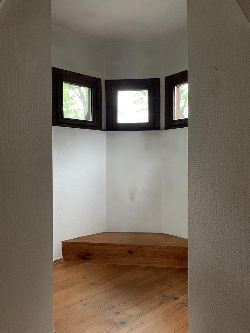 Jugendstil Dachgeschosswohnung mit vier (4,5) Zimmern, 3 Zinnentürmchen, Terasse & Einbauküche in MG – Mönchengladbach(Venn) – Vorschaubild 23