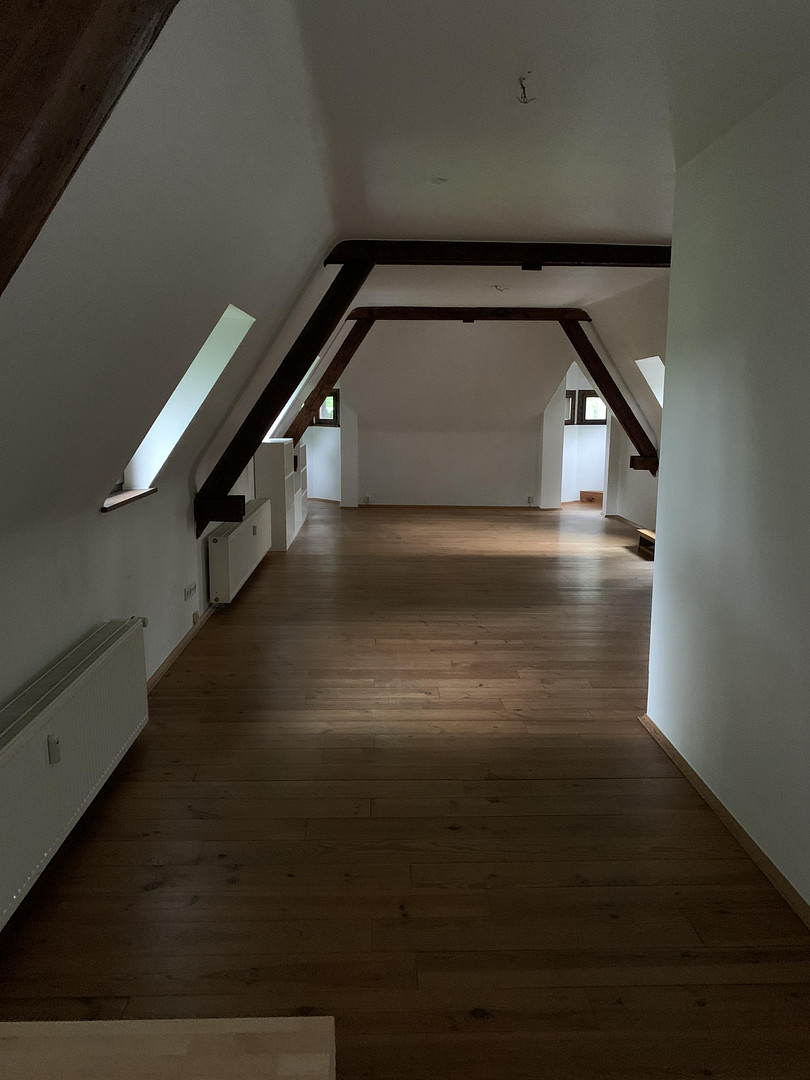 Jugendstil Dachgeschosswohnung mit vier (4,5) Zimmern, 3 Zinnentürmchen, Terasse & Einbauküche in MG – Mönchengladbach(Venn) – Vorschaubild 20