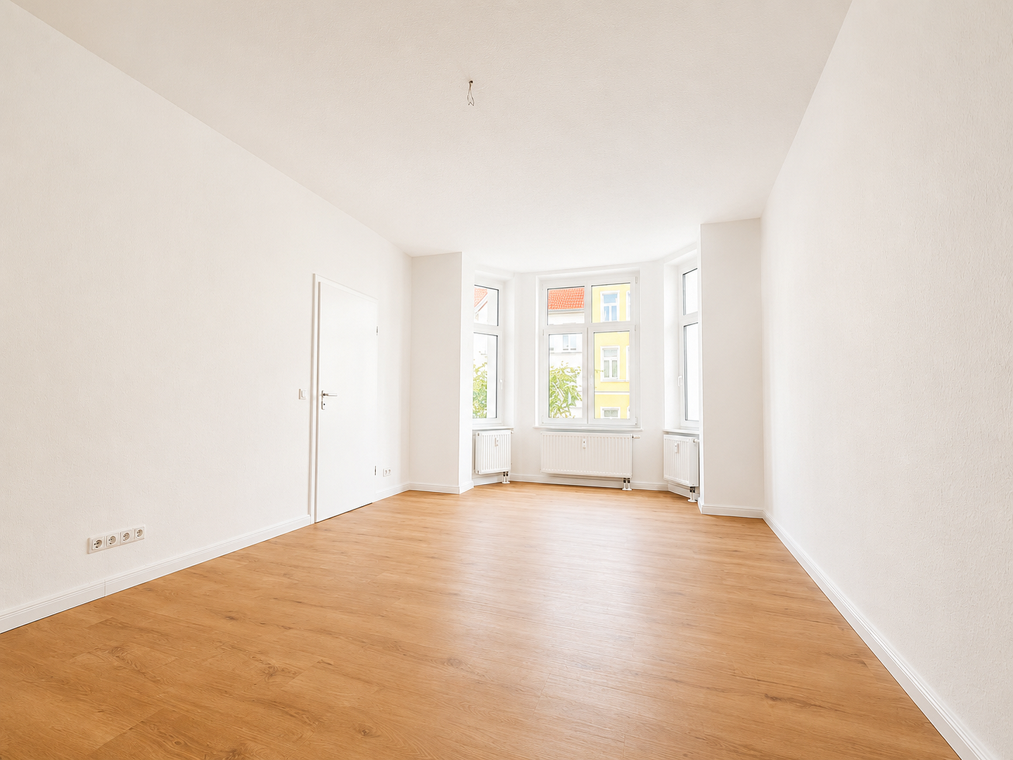 Großzügige, frisch renovierte 3‑Zimmer‑Wohnung mit EBK in Magdeburg – Friesenstraße 57, 39108 Magdeburg(Stadtfeld) – Vorschaubild 2